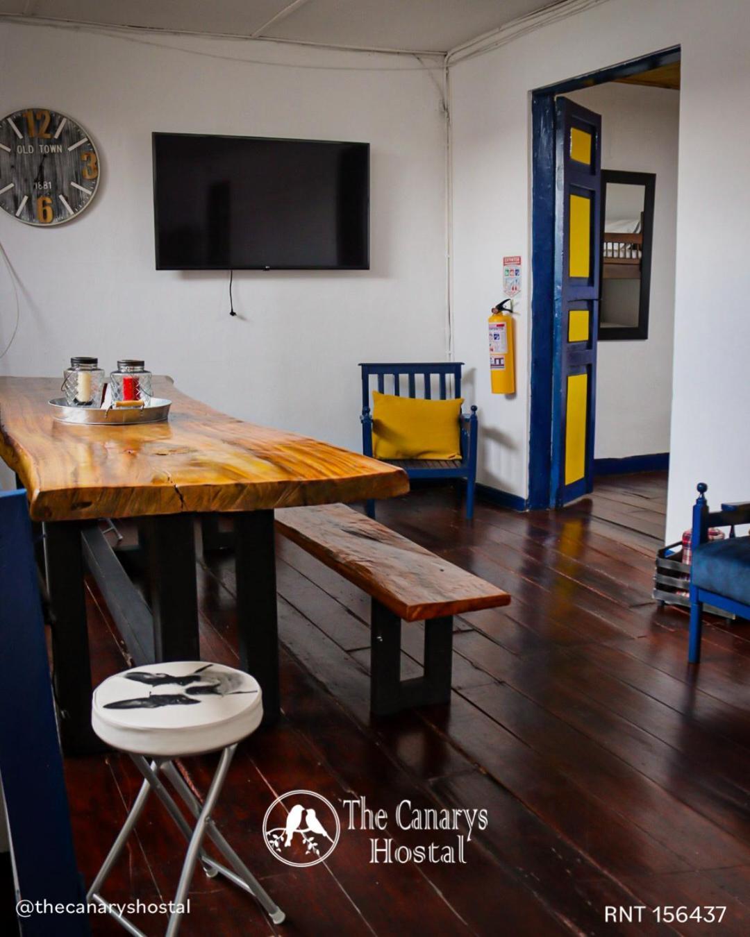 The Canarys Hostal سانتا روزا دي كابال المظهر الخارجي الصورة